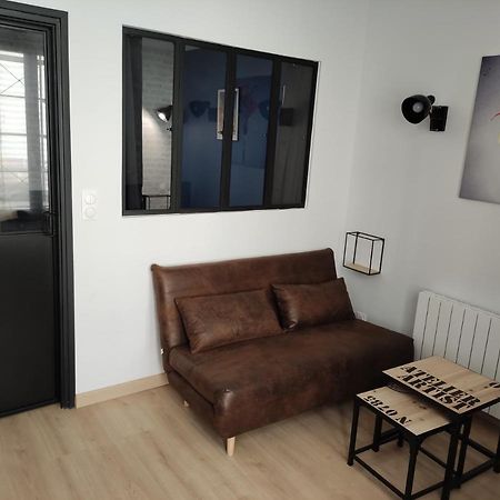 L'Atelier De L'Artiste - Moulins Coeur De Ville Buitenkant foto
